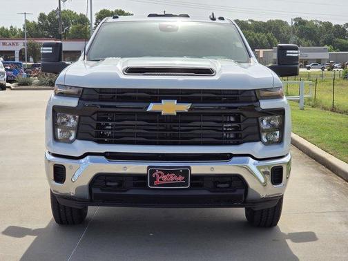 Summit White 2026 Chevrolet Silverado 2500 WT