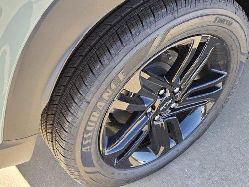 Green 2026 Chevrolet Trax ACTIV