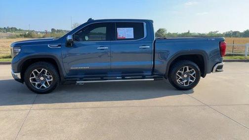 Metallic 2024 GMC Sierra 1500 SLT