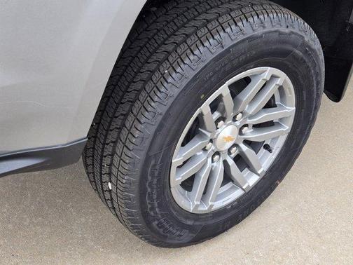 Sterling Gray Metallic 2026 Chevrolet Colorado LT