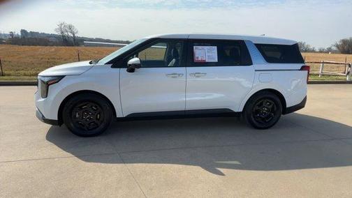 2025 Kia Carnival LXS