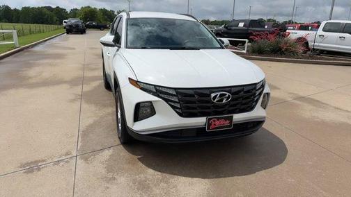 White Pearl 2024 Hyundai TUCSON SEL