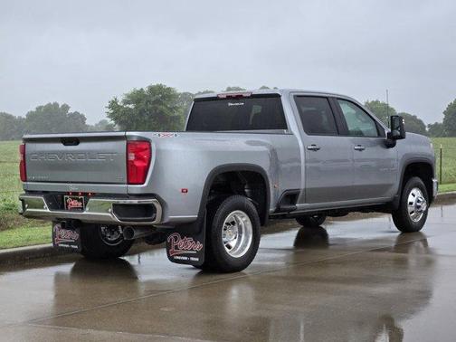 Sterling Gray Metallic 2026 Chevrolet Silverado 3500 LT