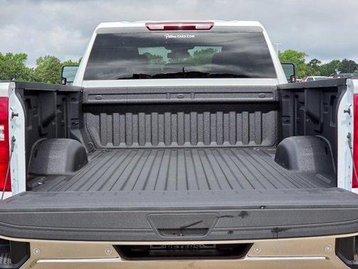 Summit White 2026 Chevrolet Silverado 2500 WT