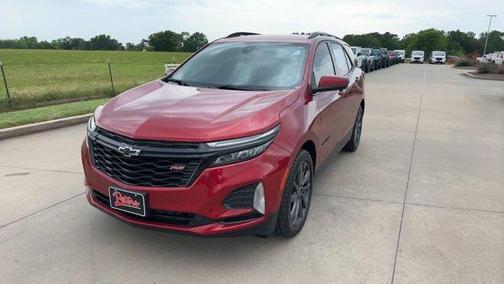 Cherry Red Tintcoat 2022 Chevrolet Equinox RS