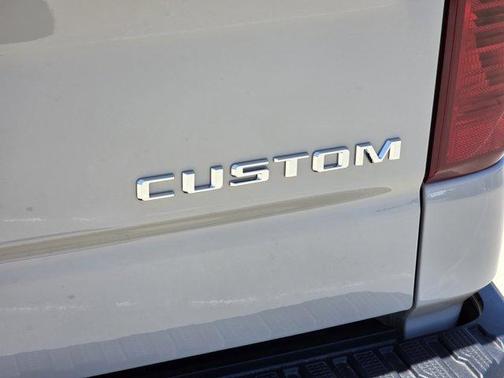 White Sand 2026 Chevrolet Silverado 1500 Custom