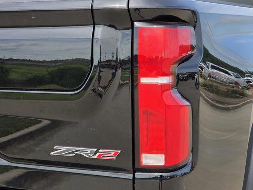 Black 2026 Chevrolet Silverado 2500 ZR2