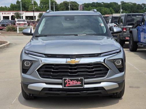 Sterling Gray Metallic 2026 Chevrolet Trailblazer LT