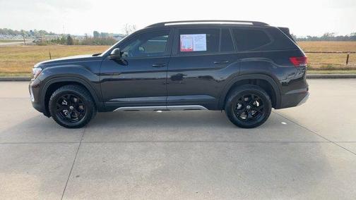 2024 Volkswagen Atlas 2.0T Peak Edition SE w/Technology