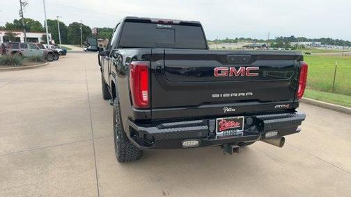 Onyx Black 2022 GMC Sierra 2500 AT4