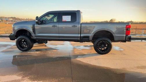 2023 Ford F-250 XLT
