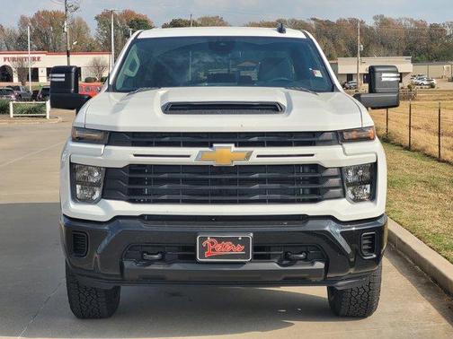 2026 Chevrolet Silverado 2500 Custom