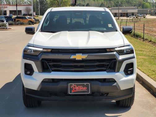 Summit White 2026 Chevrolet Colorado LT