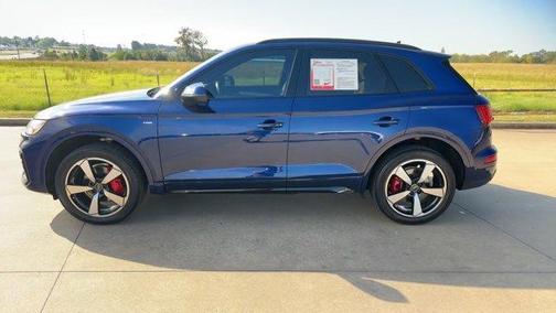 2024 Audi Q5 45 S line quattro Premium