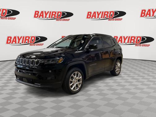 2023 Jeep Compass Latitude Lux