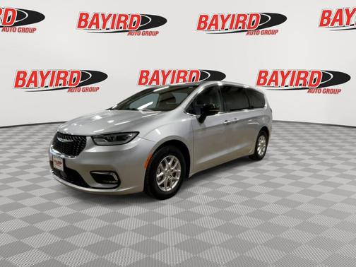 2024 Chrysler Pacifica Touring-L