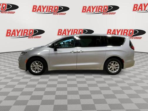 2024 Chrysler Pacifica Touring-L