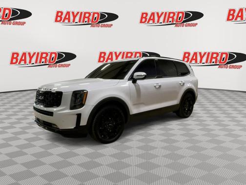 White 2022 Kia Telluride SX