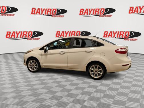 Oxford White 2019 Ford Fiesta SE
