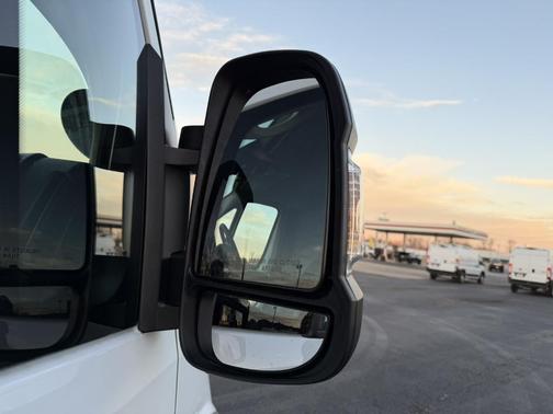 2025 RAM ProMaster 1500 Low Roof