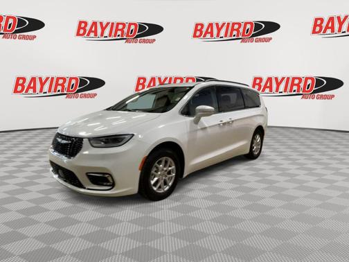 2022 Chrysler Pacifica Touring-L