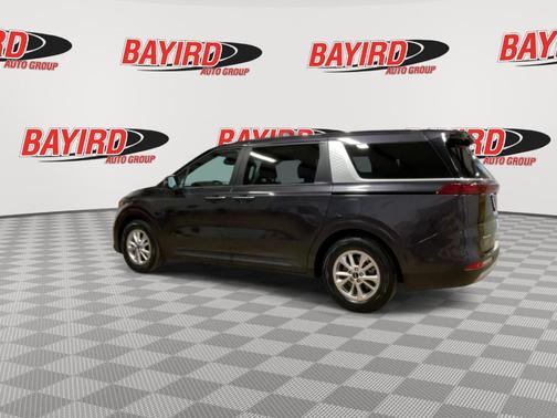 2023 Kia Carnival LX