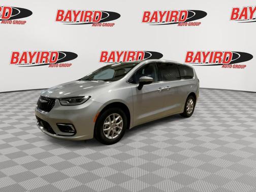 2023 Chrysler Pacifica Touring-L