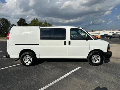 2019 Chevrolet Express 2500 Work Van