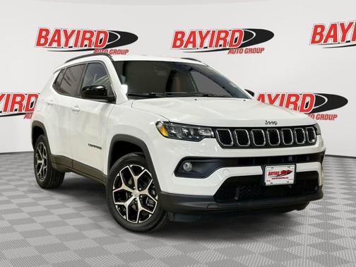 White 2024 Jeep Compass Latitude