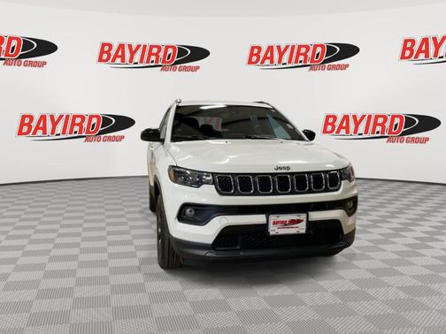 White 2024 Jeep Compass Latitude