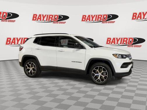 White 2024 Jeep Compass Latitude