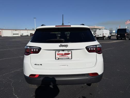 2026 Jeep Compass Latitude