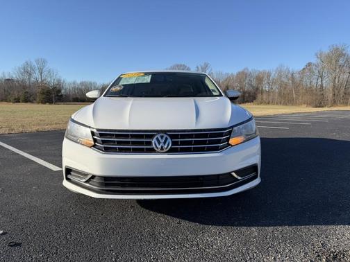 2019 Volkswagen Passat 2.0T Wolfsburg