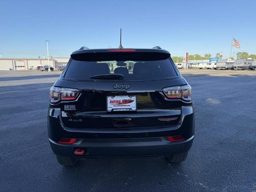 2026 Jeep Compass Trailhawk