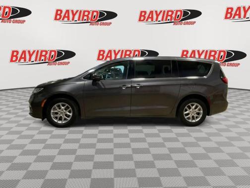 2023 Chrysler Pacifica Touring-L