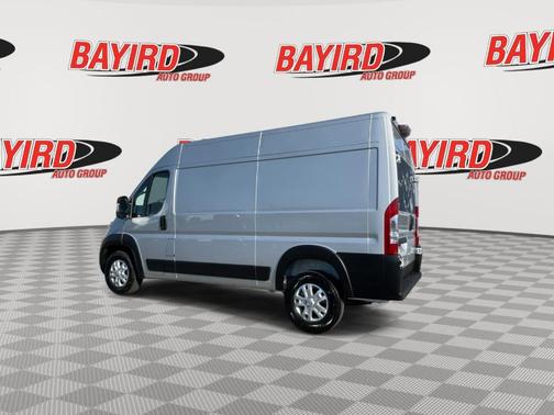 2025 RAM ProMaster 1500 SLT+