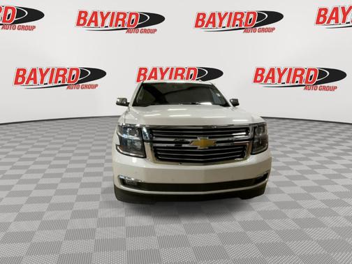 Summit White 2019 Chevrolet Suburban Premier