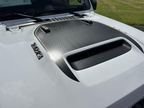2025 Jeep Wrangler Rubicon 392