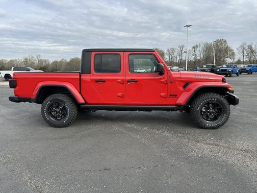 2025 Jeep Gladiator Sport