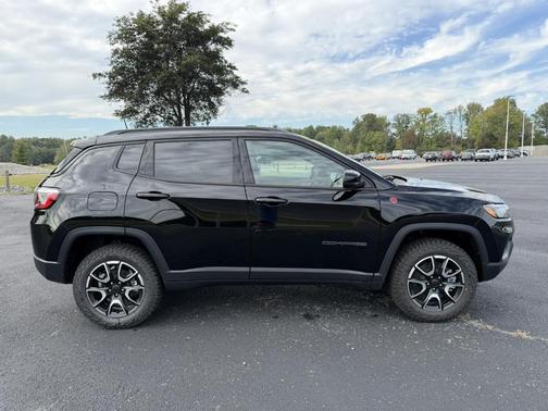 2026 Jeep Compass Trailhawk