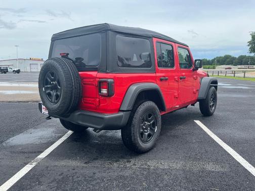 2025 Jeep Wrangler Sport