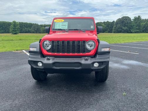 2025 Jeep Wrangler Sport