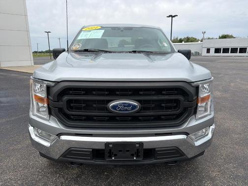 Iconic Silver Metallic 2021 Ford F-150 XL