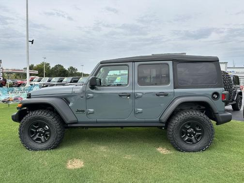 2025 Jeep Wrangler Sport