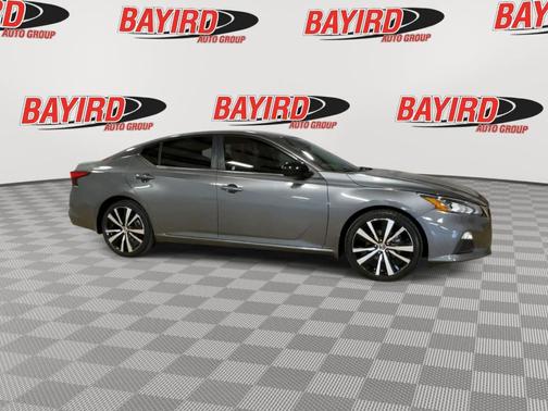 2021 Nissan Altima 2.5 SR