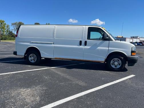 White 2019 Chevrolet Express 3500 Work Van