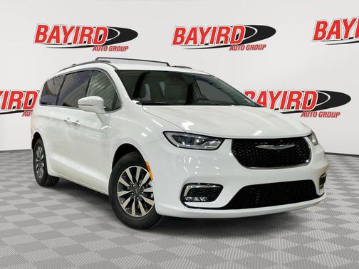 2021 Chrysler Pacifica Hybrid Touring L