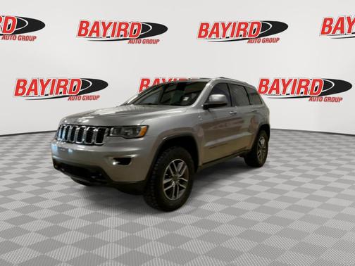 2020 Jeep Grand Cherokee Laredo