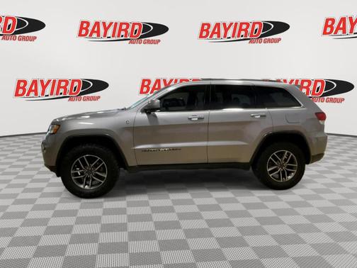 2020 Jeep Grand Cherokee Laredo