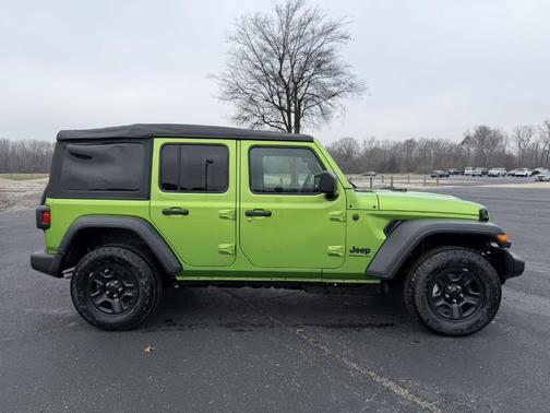 2026 Jeep Wrangler Sport
